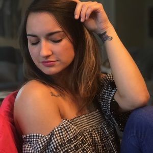 Meet your Posher, Vanessa